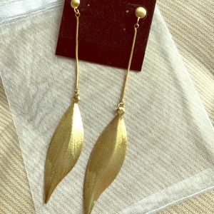 New Gold leaf earrings